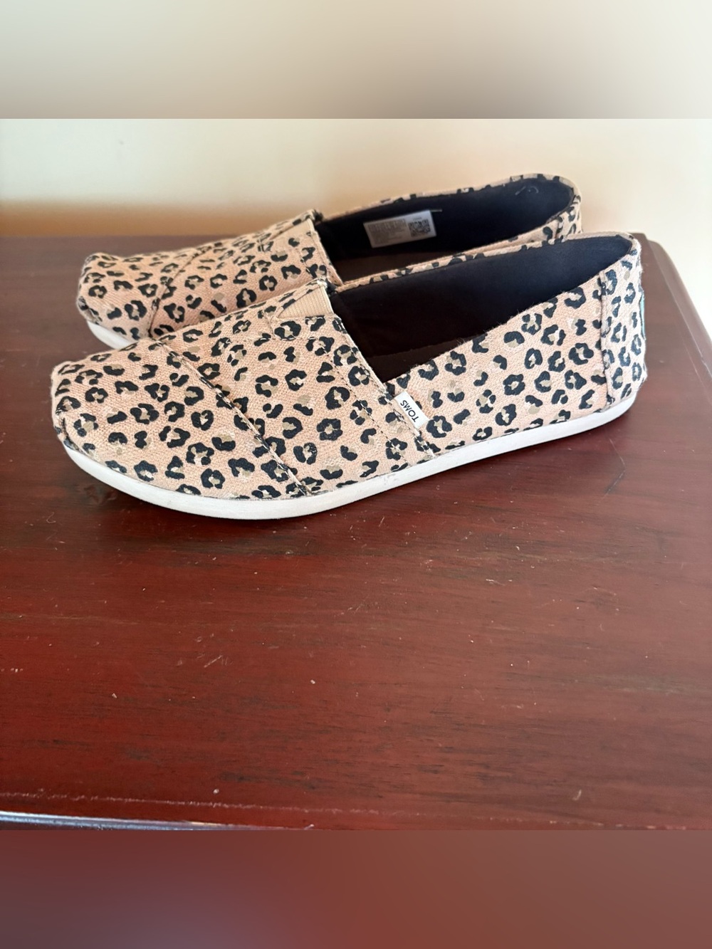 Tom’s Cheetah Animal Print Alpargata Canvas Flats Slip Ons